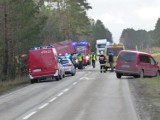 Śmiertelny wypadek w Żabnie 22.12.2017. Kierowca opla merivy zginął w wypadku w okolicach Żabna [zdjęcia, wideo]