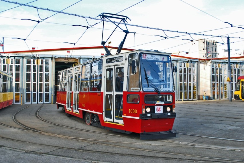 Zabytkowy tramwaj, Warszawa. Wybierz się na świąteczną...