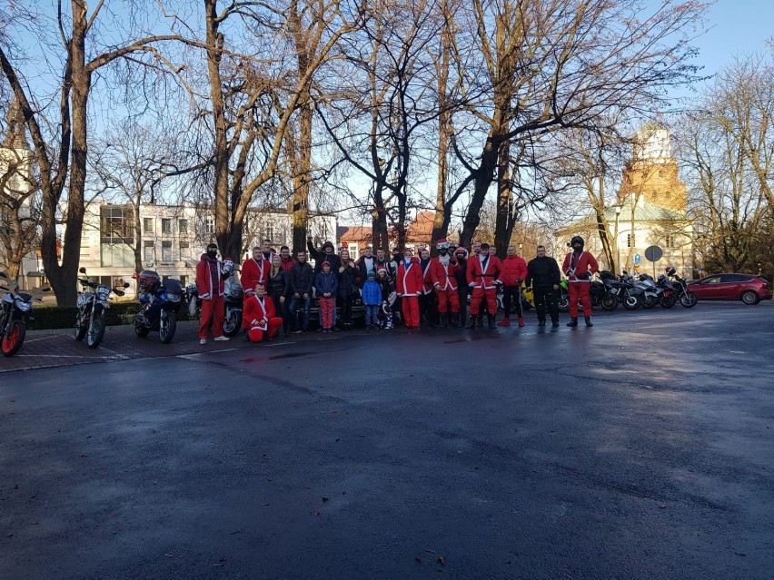 Kolejna mikołajkowa akcja Moto Mikołajów z Wielunia