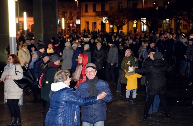 Tak łaskowianie bawili się na Sylwestrach pod gwiazdami