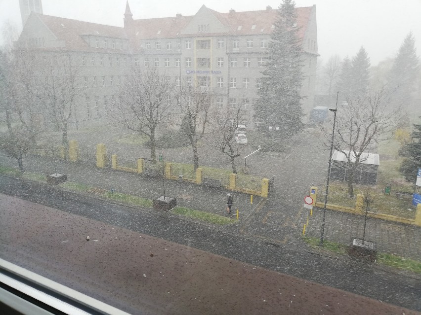 Śnieżyca w Rybniku i regionie w drugi dzień wiosny