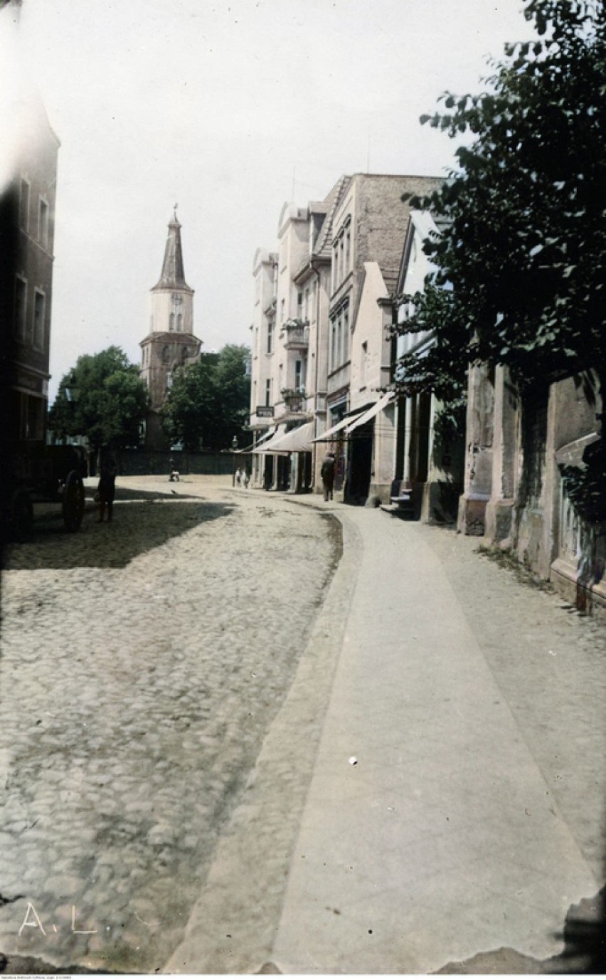 Oto archiwalne zdjęcia Tucholi w kolorze! Tak przed laty wyglądało miasto