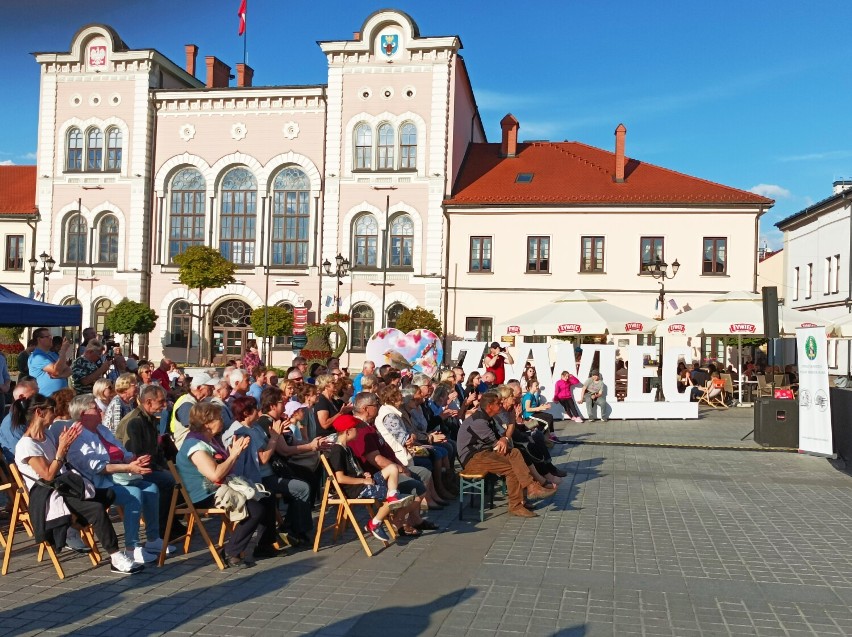 Na rynku w Żywcu zagrała Orkiestra Reprezentacyjna Straży Granicznej! Nie zabrakło wielu muzycznych wrażeń. ZDJĘCIA