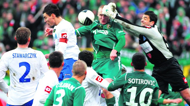 W meczu we Wrocławiu nie brakowało gorących spięć. Ruch przegrał 1:2.