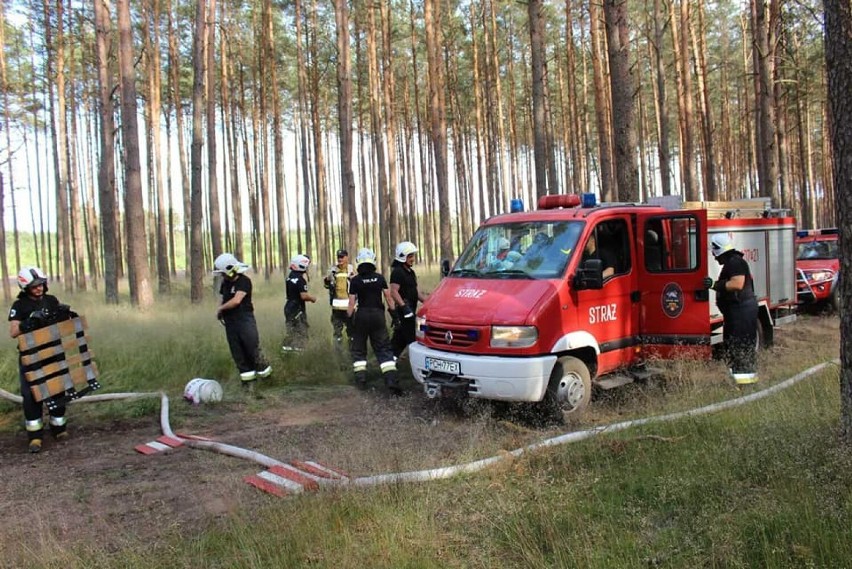 Druhowie z OSP w Chodzieży przekazali swój wóz strażakom z Ukrainy