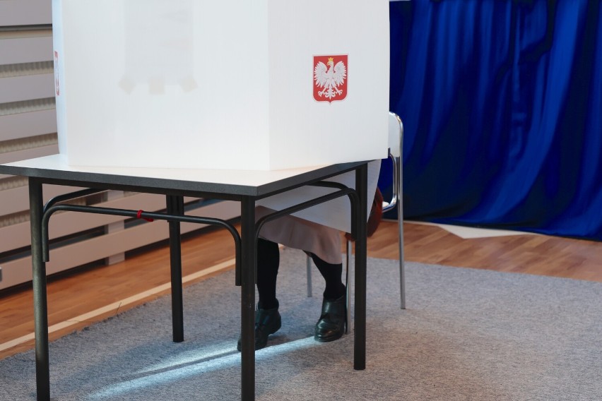 Wybory parlamentarne 2023: Frekwencja wyborcza na Dolnym Śląsku - które powiaty z najwyższą?
