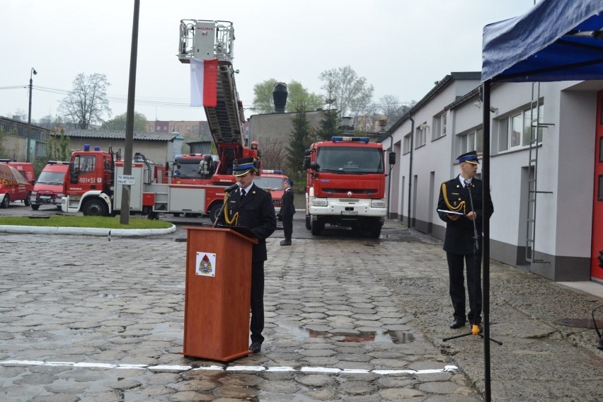 Jaworzno: Dzień Strażaka w strugach deszczu. Ale humory dopisywały [ZDJĘCIA]