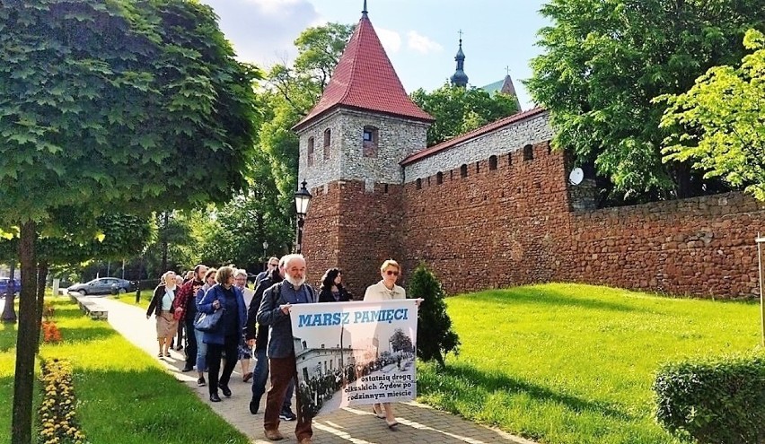 Marszem Pamięci uczczono 79. rocznicę likwidacji olkuskiego...