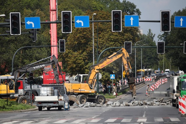 Trwa remont ronda Matecznego