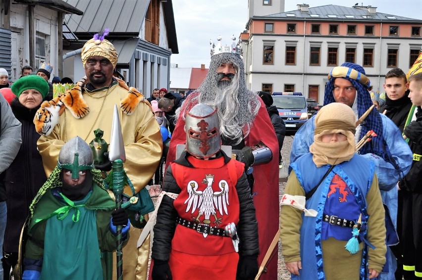 Barwny Orszak Trzech Króli oraz koncert kolęd i pastorałek w Wojsławicach. Zobacz zdjęcia