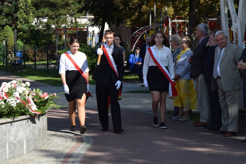 74. urodziny bł. ks. Jerzego Popiełuszki. Zamordowanego kapelana Solidarności wspominała rodzina, politycy i przyjaciele 