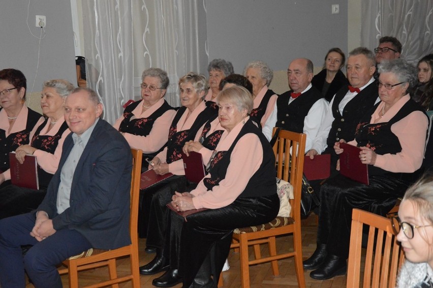 Koncert Kolęd i Pastorałek w Miejsko-Gminnym Ośrodku Kultury...