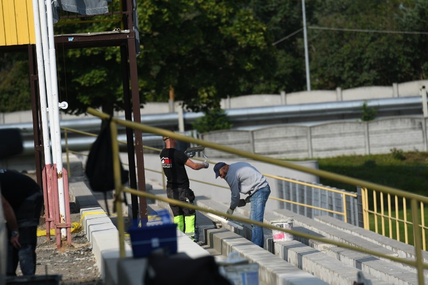 Remont stadionu Promienia Żary