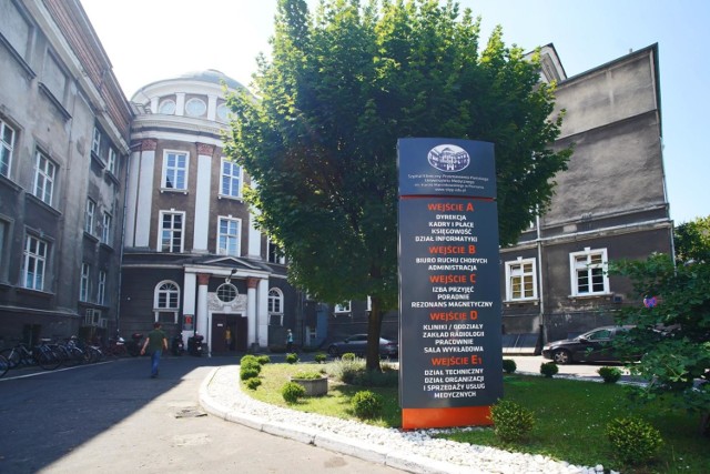 Badania wykonywane są w Szpitalu Klinicznym Przemienienia Pańskiego UM w Poznaniu przy ul. Długiej 1/2 - wejście D, piętro pierwsze, gabinet 146.