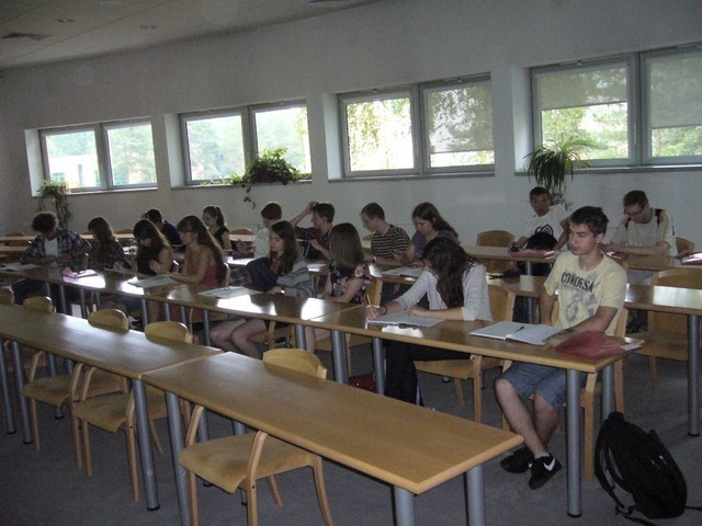 Uczniowie II Liceum na wakacyjnych warsztatach
