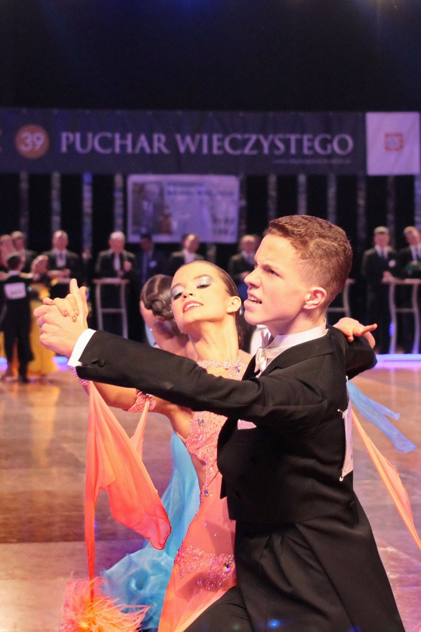 Kraków: turniej tańca towarzyskiego o Puchar Profesora Mariana Wieczystego [ZDJĘCIA]
