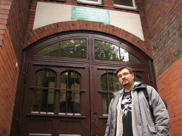 Maciej Dąbrowski już od czterech lat mieszka we wrocławskim akademiku