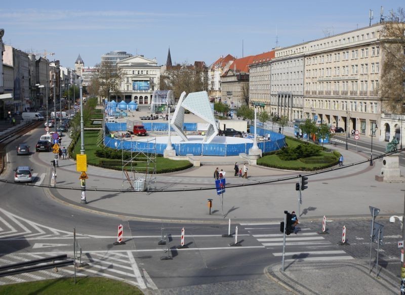 Poznań: Mobilny plac zabaw stanie na Placu Wolności...