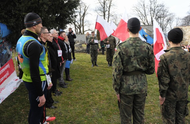 Ponad 350 osób wzięło w niedzielę udział w biegu "Tropem Wilczym" pamięci Żołnierzy Wyklętych w Przemyślu. Biegacze rywalizowali na trasie 1963 m (symbol daty schwytania i śmierci ostatniego spośród żołnierzy wyklętych) i 7000 m. Każdy kto dotarł do mety otrzymał pamiątkowy medal.

