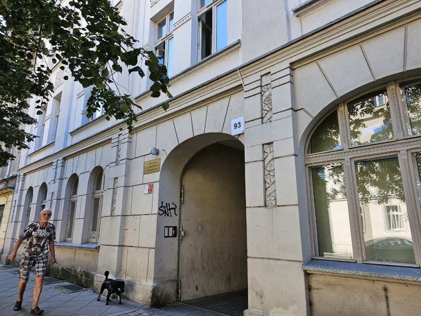 Ulica Mickiewicza 93 w Toruniu - to jeden z adresów, przy...