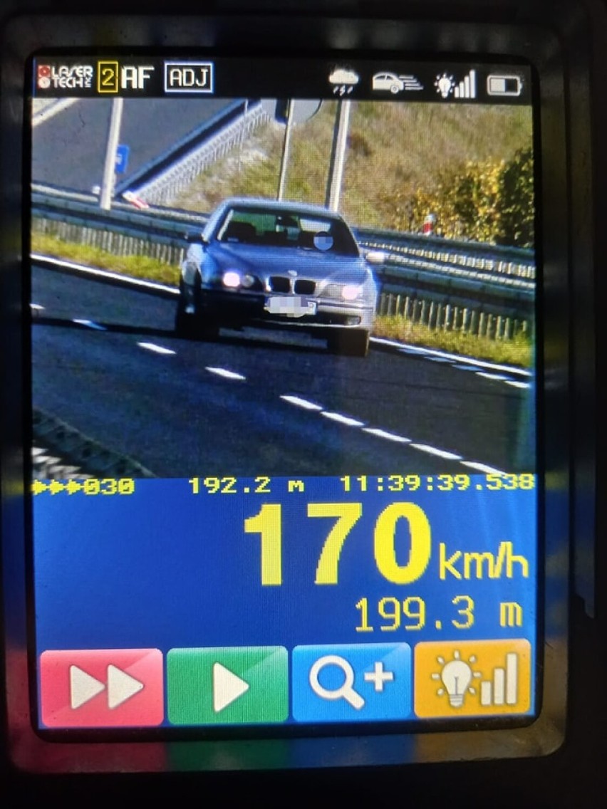 Gniezno. Dostał „supermandat” i 20 punktów! Jechał o 100 km/h za szybko