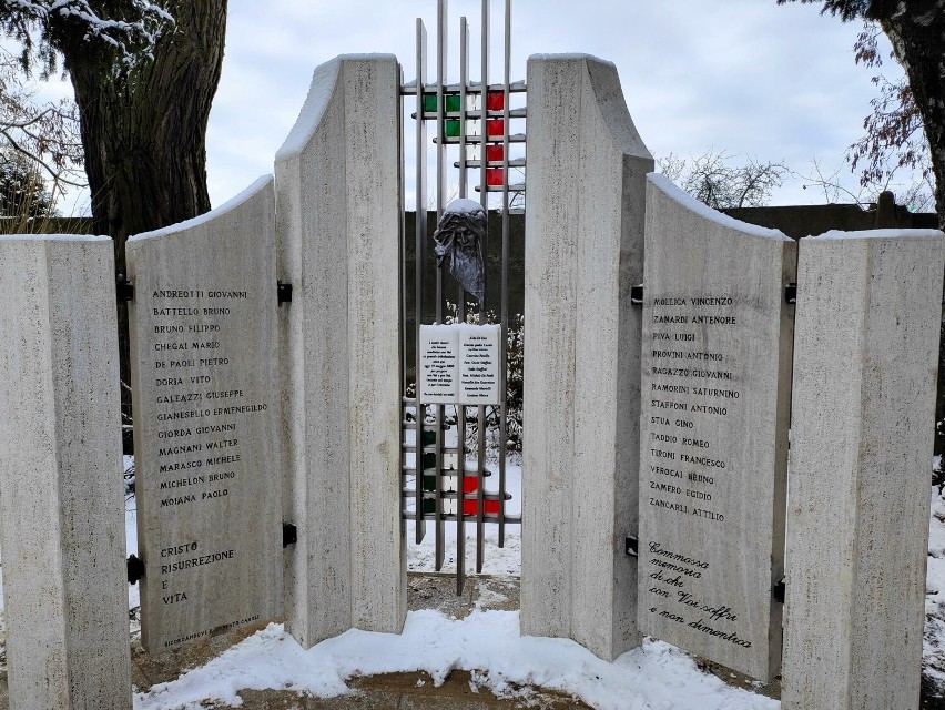 Odnowione pomniki na Międzynarodowym Cmentarzu Wojennym w Stargardzie