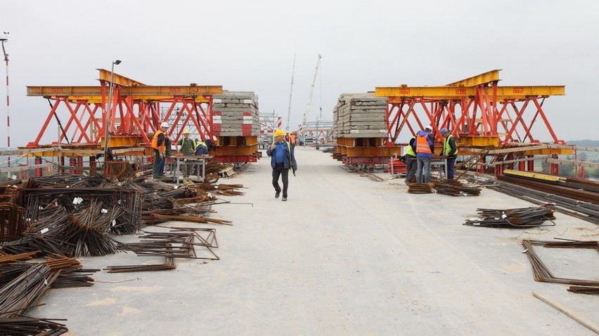 Most w Kwidzynie: Internauta forum e-Kwidzyn podgląda z bliska budowę mostu