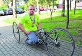 Pokonał raka. Teraz walczy na handbike’u.