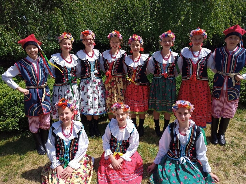 Zespół folklorystyczny z Turowa w finale międzynarodowego konkursu! To bardzo duży sukces młodych artystów z gminy Olsztyn