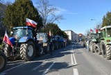 Rolnicy przyjechali protestować pod urząd wojewódzki w Opolu. Żądają natychmiastowej reakcji rządzących na ich postulaty