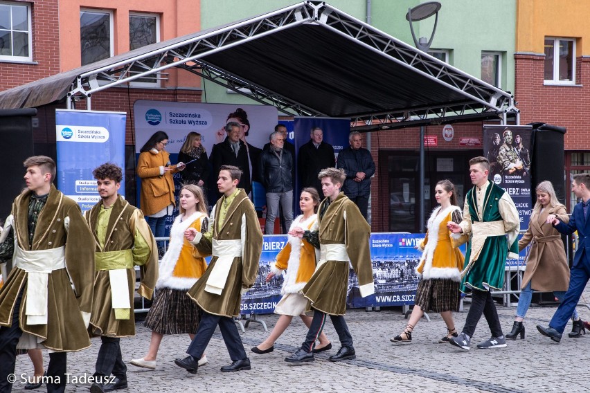 VIII Stargardzki Polonez Maturzystów odtańczony! [ZDJĘCIA, WIDEO] 