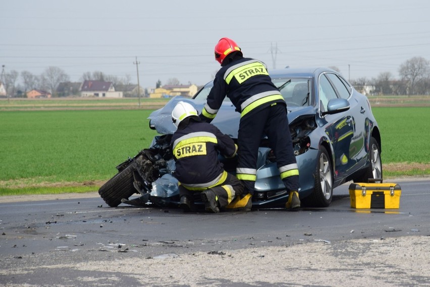 Do zdarzenia doszło po godzinie 14 w piątek. Na skrzyżowaniu...