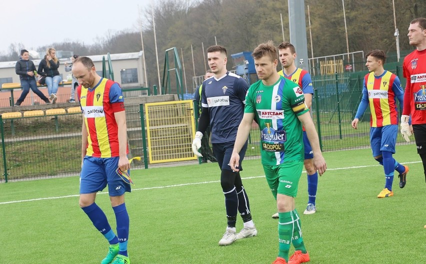 KKS Kalisz przegrał półfinał Pucharu Polski w Jarocinie w karnych. LKS Gołuchów triumfował w Mroczeniu [FOTO, WIDEO]