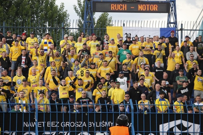 Zobacz kibiców Motoru, którzy w Chorzowie wspierali lubelskich piłkarzy