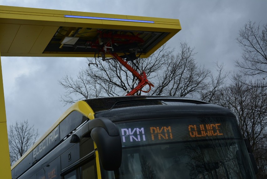 PKM Gliwice zakupił nowoczesne autobusy elektryczne. Powstała także stacja ładowania 