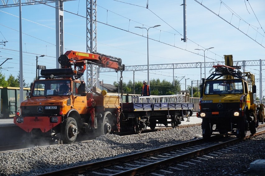 Przebudowa linii kolejowej Łódź Kaliska -Zduńska Wola na...