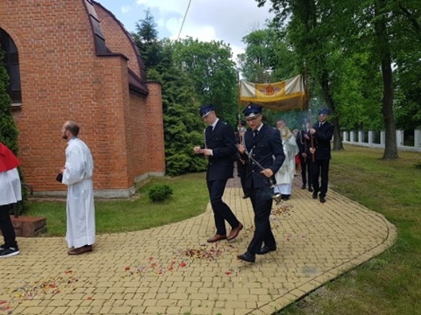 Uroczysta procesja Bożego Ciała w Łękawie [ZDJĘCIA]