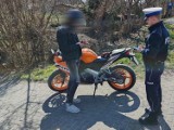 Im cieplej, tym szybciej? Słupska policja apeluje do motocyklistów