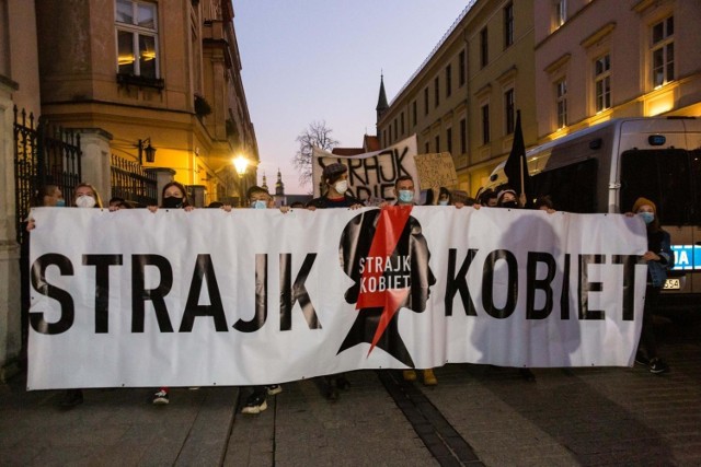 Do prokuratury wpłynęło zawiadomienie dotyczące protestu kobiet w Lublinie. Złożyli je obrońcy katedry.