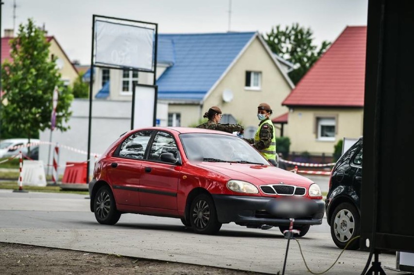 Drive-thru ruszyło pod stadionem w Lesznie