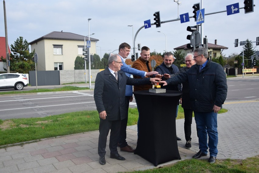 Suwałki. Bezpieczniej na kolejnym skrzyżowaniu. Działa sygnalizacja na ul. Utrata