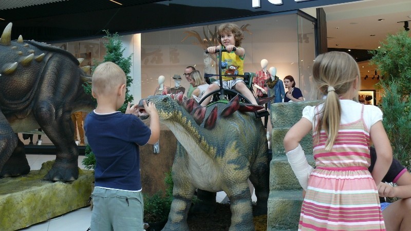 Wystawa dinozaurów w Galerii Olimpia w Bełchatowie