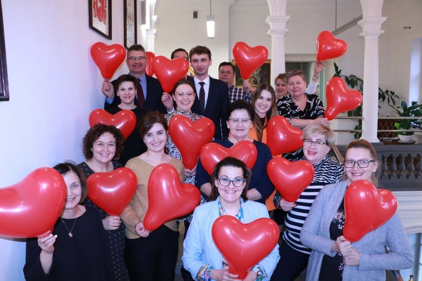 Serca dla Jasia. Zbiórkę na najdroższy lek świata dla chorego na SMA chłopczyka z naszego regionu wsparł Złoczew ZDJĘCIA