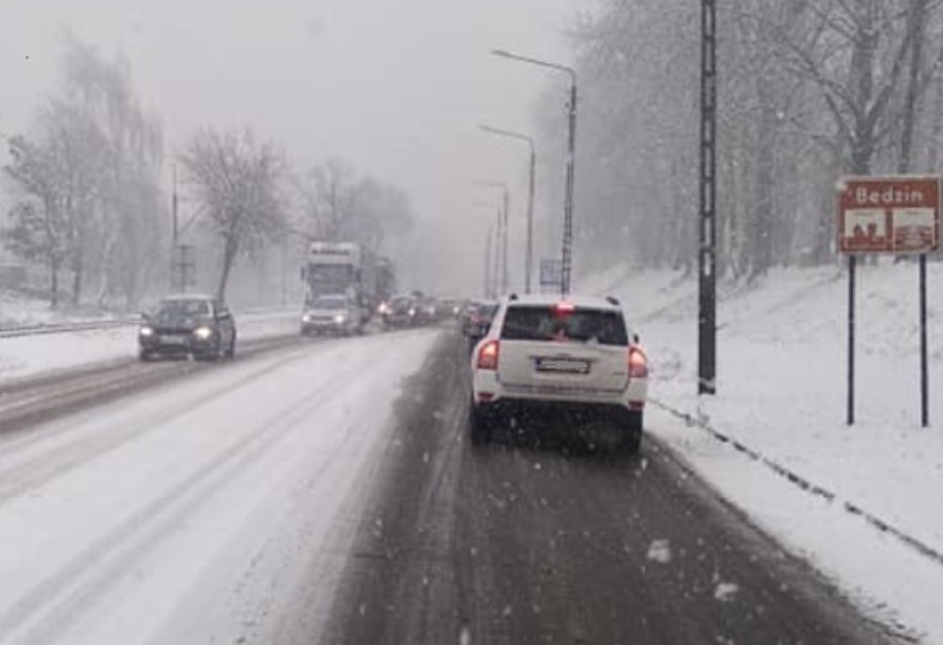 Będzin kierunek Siemianowice: TiRy blokują drogę