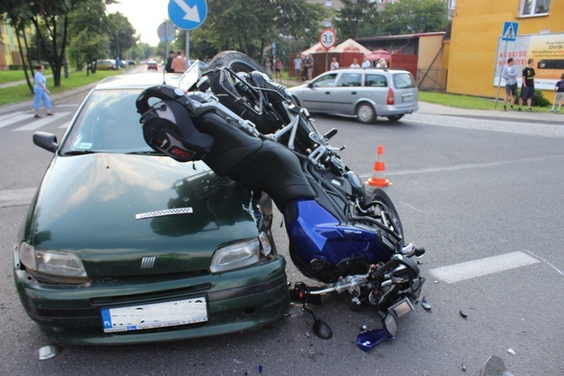 Oświęcim. Ranny motocyklista po zderzeniu z samochodem