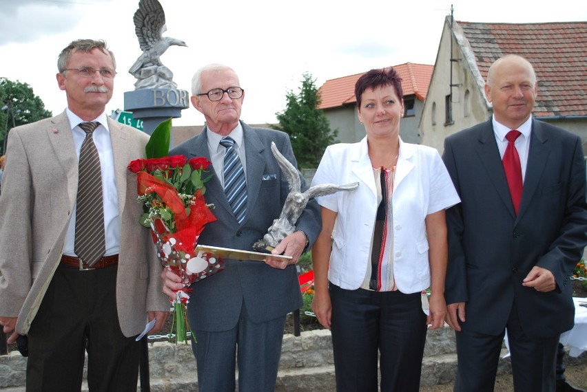 Od lewej: Lech Gostyński, Julian Urbański, Mariola Serdeń i...