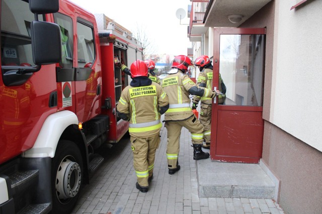 4 stycznia strażacy kilkukrotnie pomagali pogotowiu w Głogowie