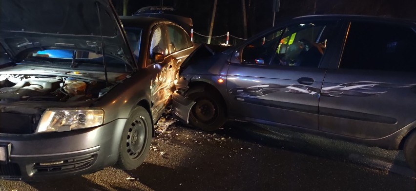 Wypadek na DK8 w Dusznikach Zdroju