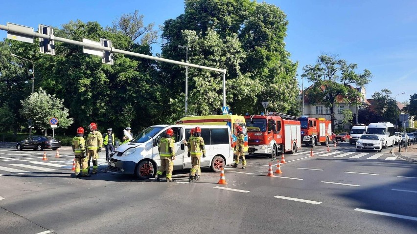 – Około godziny 8. doszło do stłuczki na skrzyżowaniu ulic...