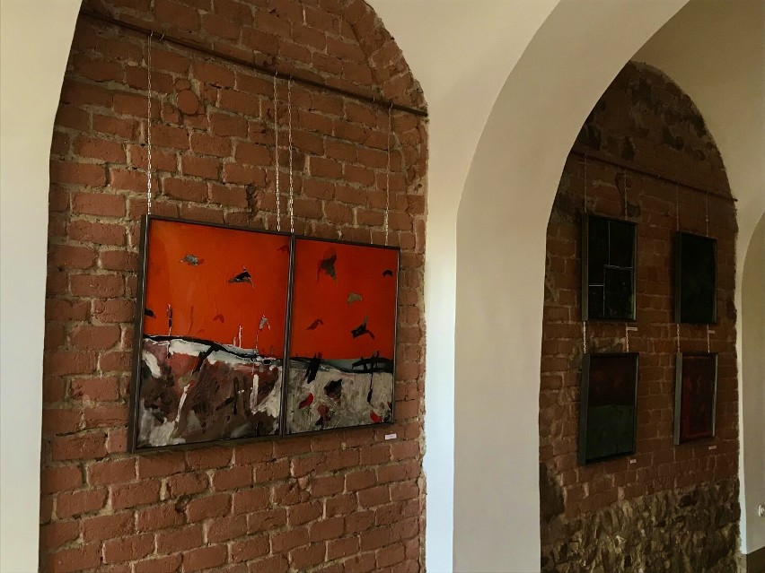 Nowa wystawa w Cieszyńskim Ośrodku Kultury. Zobacz zdjęcia prac Elżbiety Kuraj